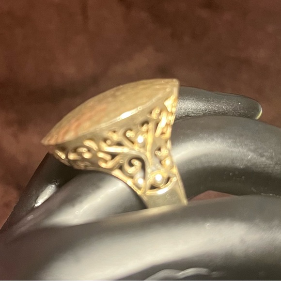 💍 Ring 💍 - Picture 5 of 6